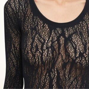 Wolford snake lace print set